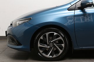 Halvkombi Toyota Auris 9 av 23