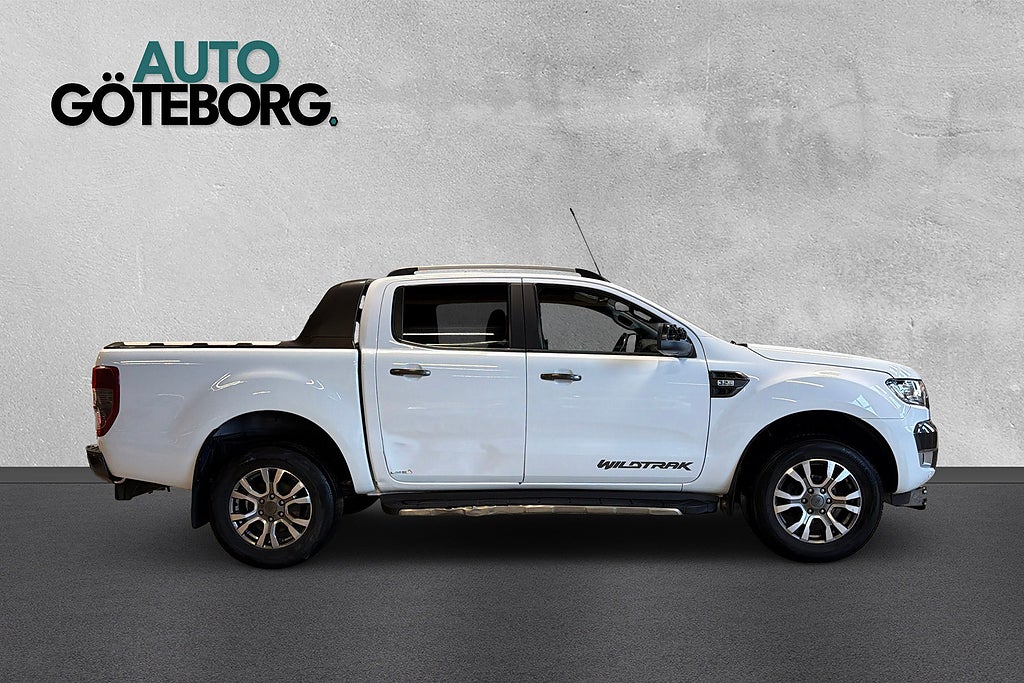 Ford ranger Dubbelhytt 3.2 TDCi 4x4 Wildtrack MOMS Drag Plogfäste