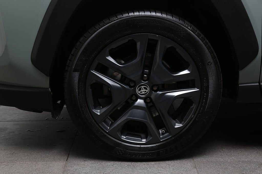 Toyota RAV4 2,5 Hybrid AWD-i E-CVT Adventure 222hk JBL 360° Drag 2023