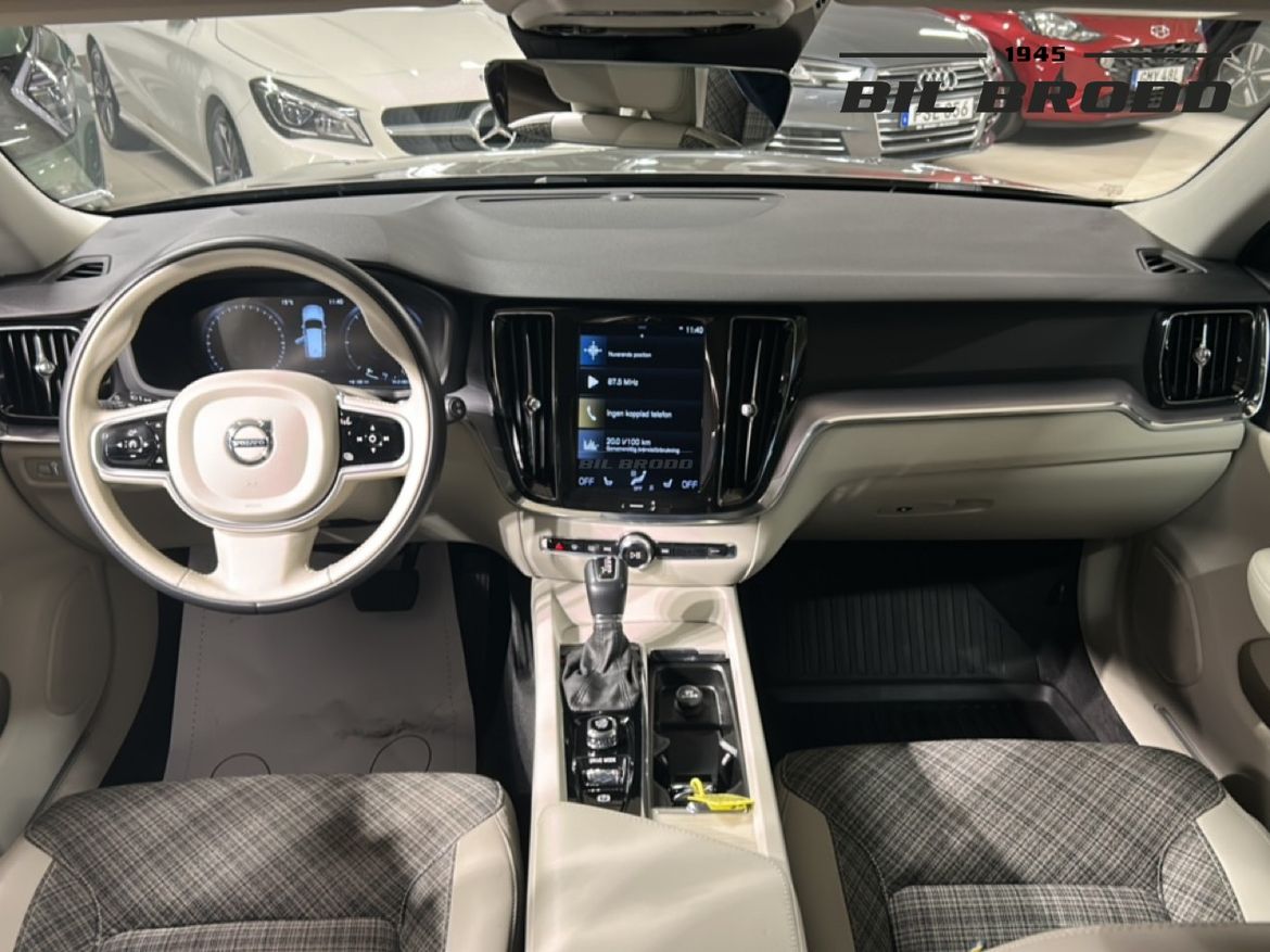Volvo V60 Cross Country 2019, bild 7/44
