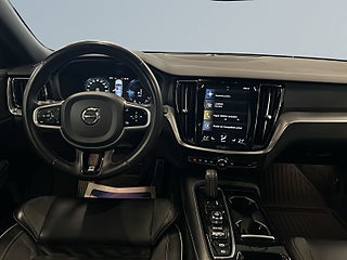 Volvo V60 T6 Twin Engine AWD  R-Design S&V-hjul/Carplay/Värmare