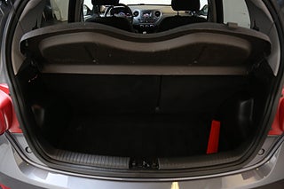 Halvkombi Hyundai i10 15 av 15