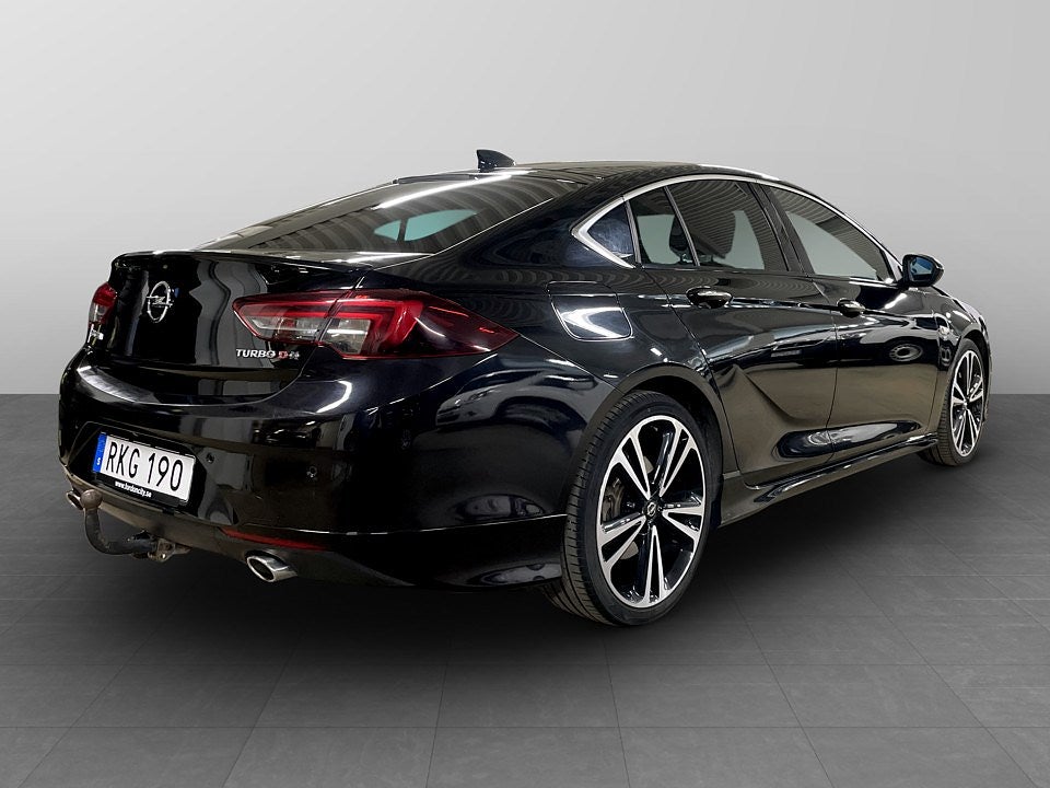 Bild på Opel Insignia Grand Sport 2.0 Turbo D 4x4 210hk Aut - OPC, TAKLUCKA
