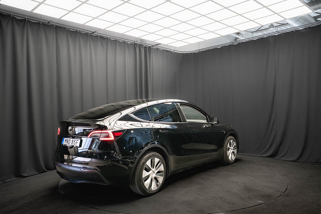 Tesla Model Y Long Range AWD DRAG PANO LÄDER AUTOPILOT KAMERA MOMS