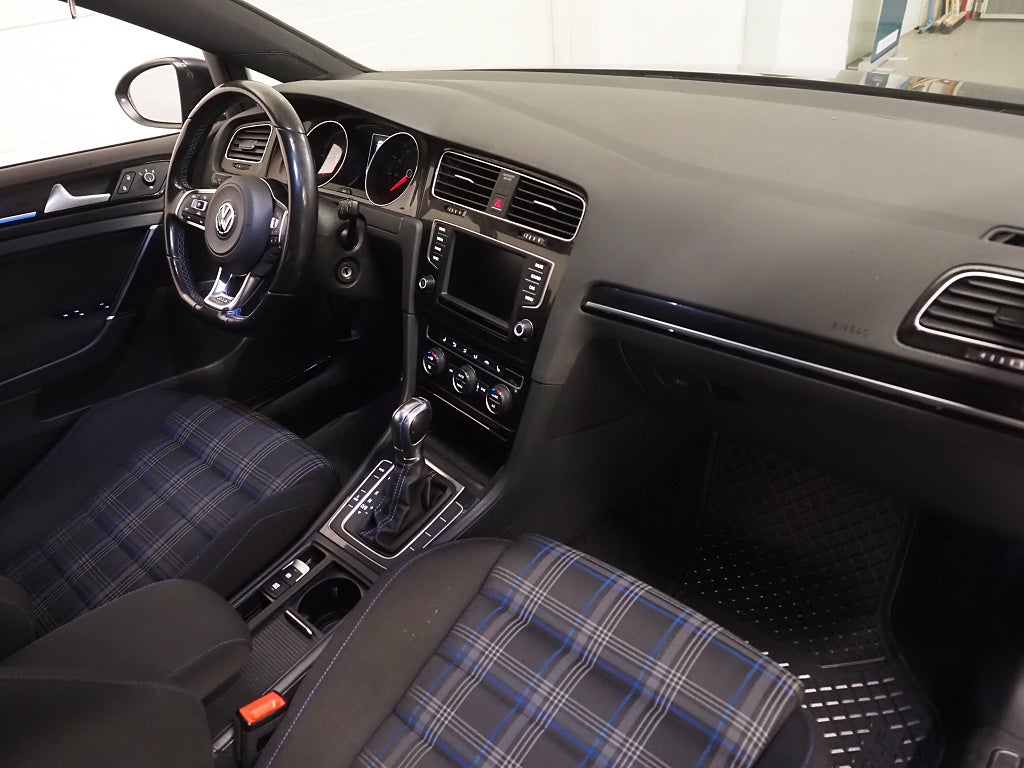 Volkswagen Golf GTE 1.4 TSI Plug-in 204hk Drag Backkamera 2016