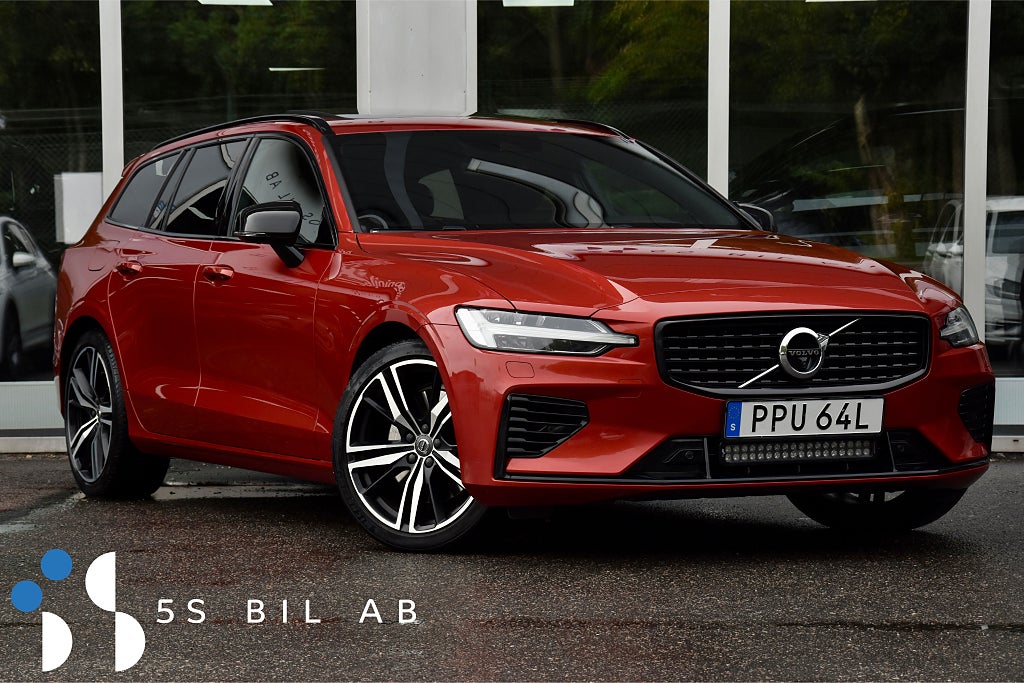 Volvo V60 Recharge T6 AWD R-DESIGN PANO 360 H/K BLIS DRAG 341HK