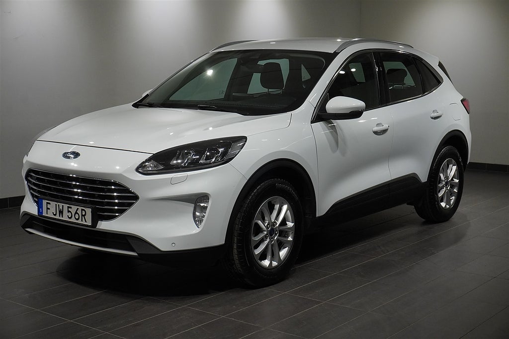 Ford Kuga 2022 Titanium 1.5T 150h, 6vxl Manuell | Ränta 2,99%
