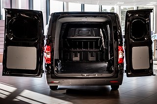 Transportbil - Skåp Maxus e-Deliver 3 13 av 13