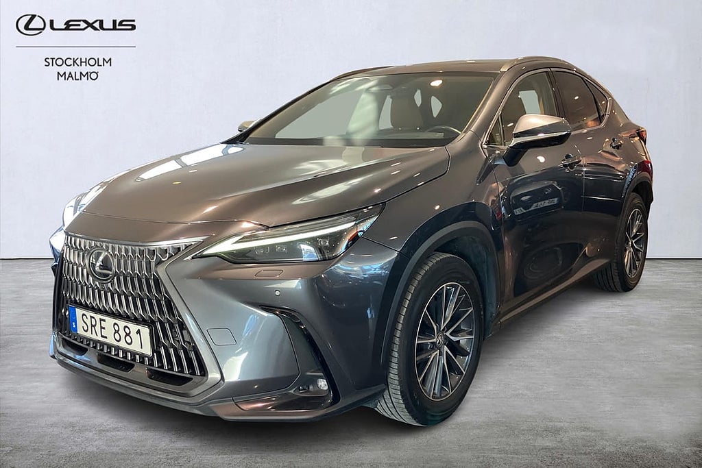 Lexus NX 350h AWD Executive Teknikpaket 242hk P- väm 360° HUD Keyless N..