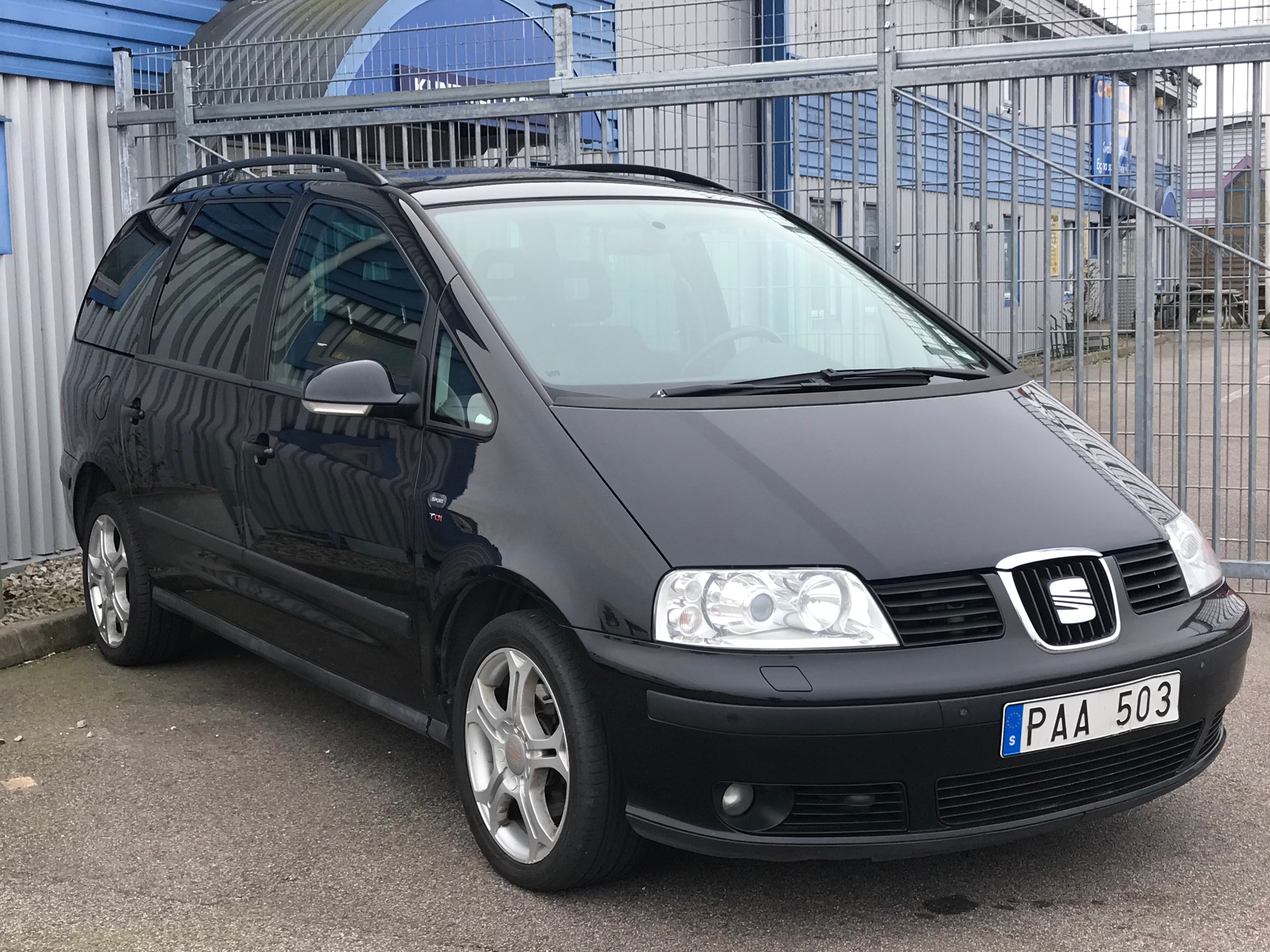 Seat Alhambra 2010, photo 2/36