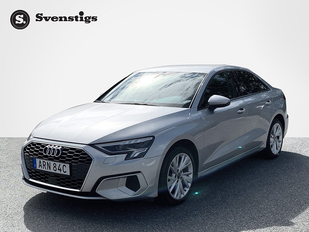 Audi A3 Sedan 35 TFSI Advanced Värmare Sportstolar