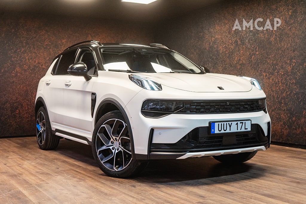 Lynk & Co 01 01 PHEV DCT 261hk | SE SPEC | Black Edition | 2056kr/må