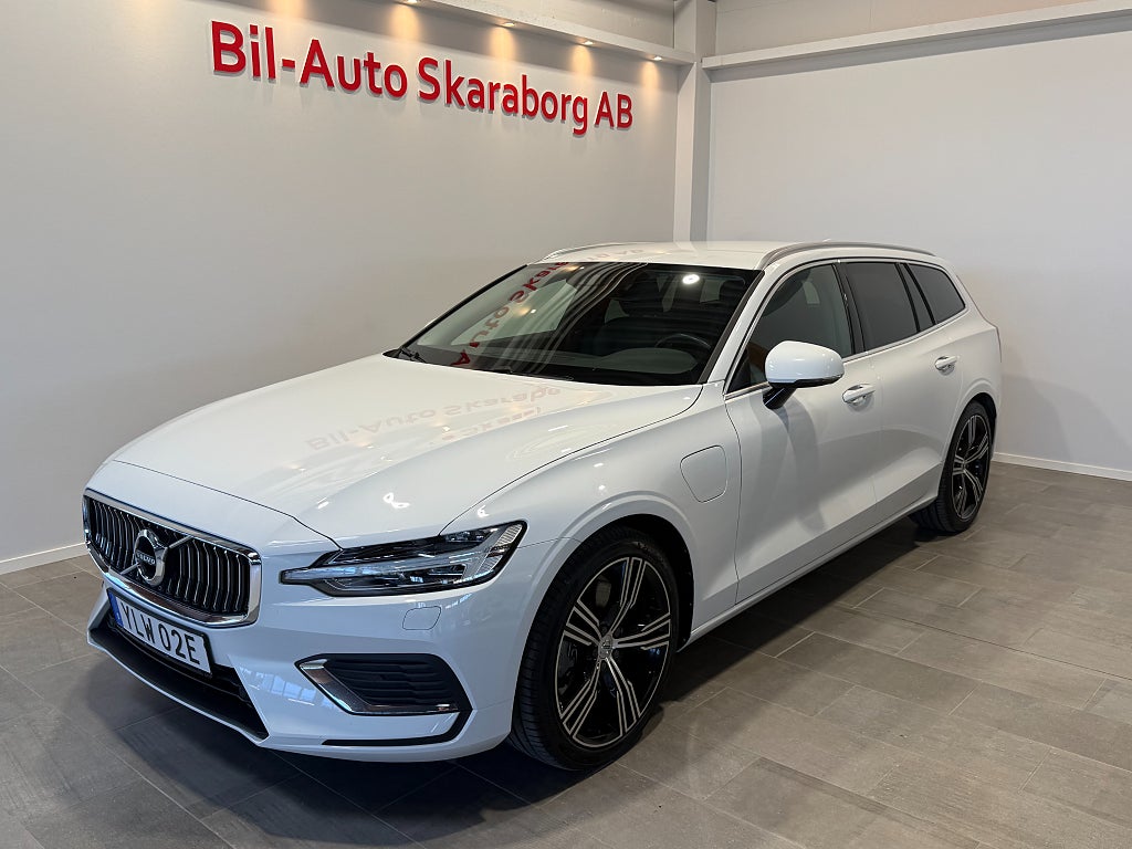 Volvo V60 T6 AWD Inscription skinn B-kamera, Orrefors, VOC, Drag