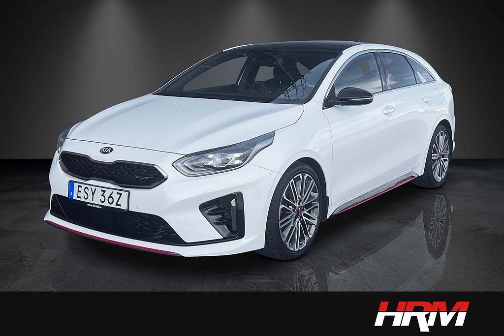 Kia ProCee'd GT 1.6 T-GDI DCT Panorama JBL Nyservad