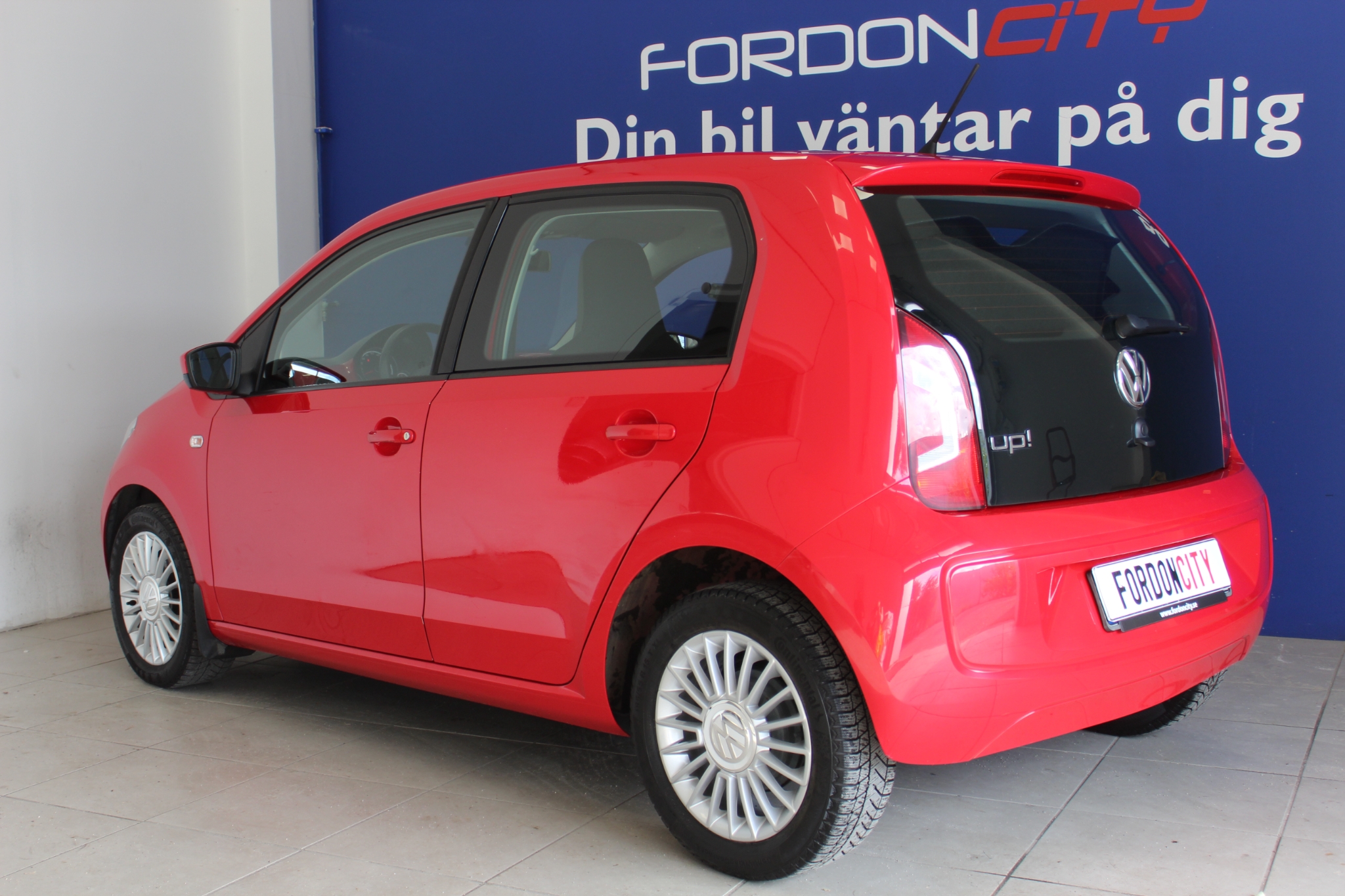 Volkswagen UP! 5-dörrar 1.0 75hk 2014, bild 3/39