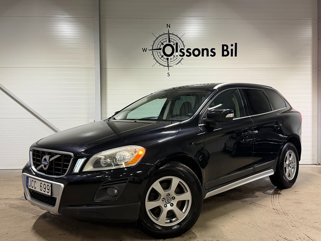 Volvo XC60 D5 AWD Summum Aut Drag GPS Värmare BLIS Läder