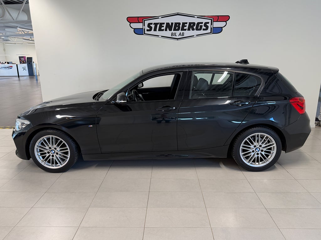 BMW 118I 5-dörrars M Sport S+V Hjul Skinn Ränta 4,95% thumbnail