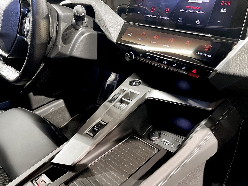 Bild på Peugeot 308 SW GT 1.2 PT 130hk Aut - B-KAMERA, NAV,CAPRLAY