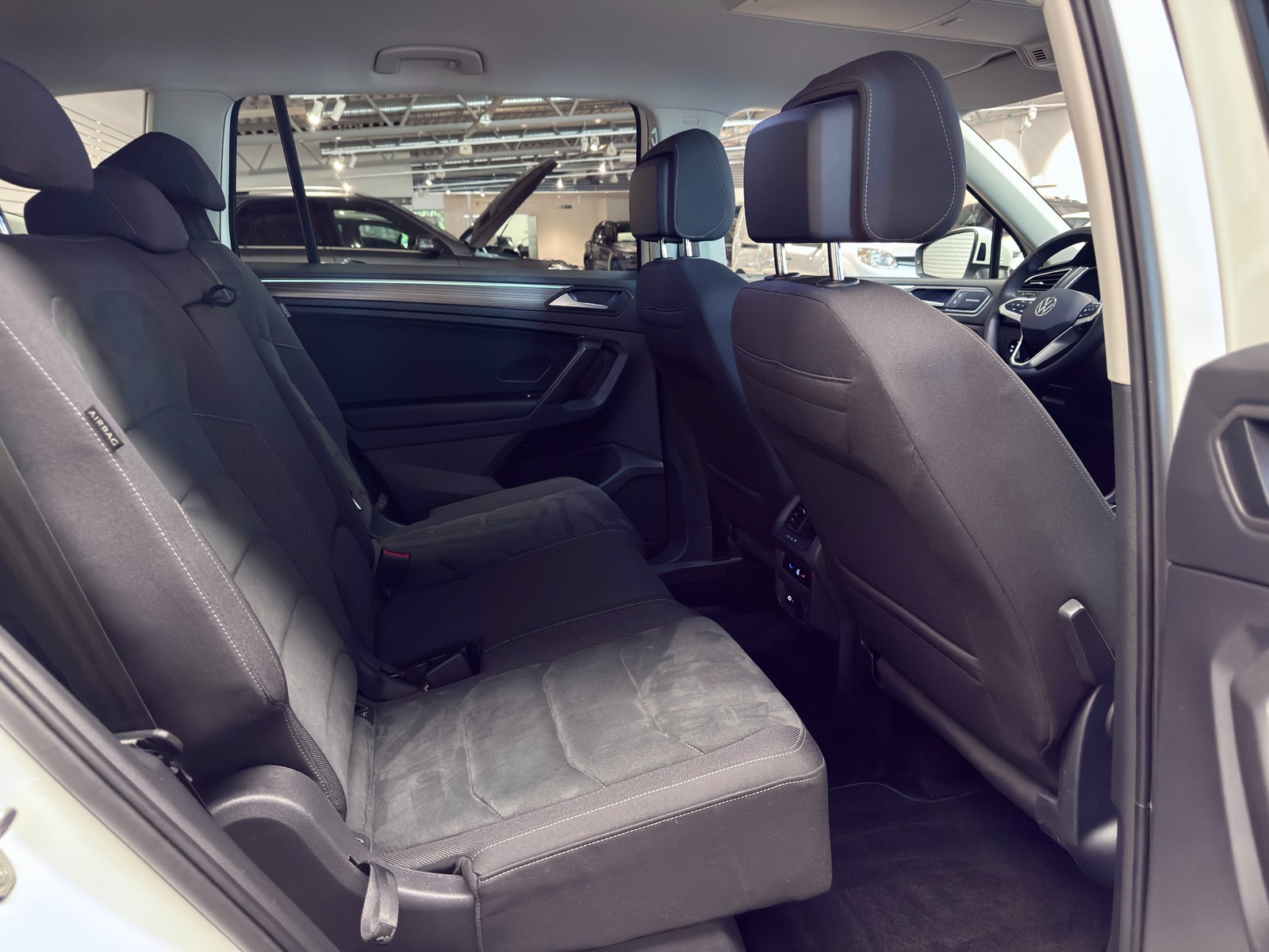 Volkswagen Tiguan Allspace 7-sits 2.0 TDI 200hk 4M |Elegance|Drag|Värmare 2022 - miniatyr 17