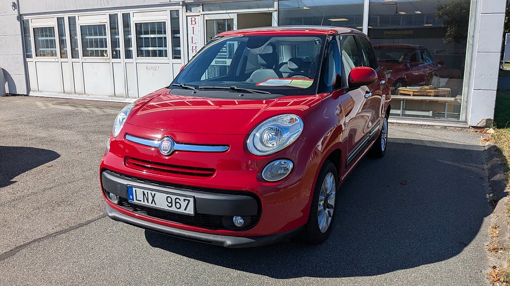 Fiat 500L 1.4 FIRE Lounge Euro 6 Panorama/Ny kamrem