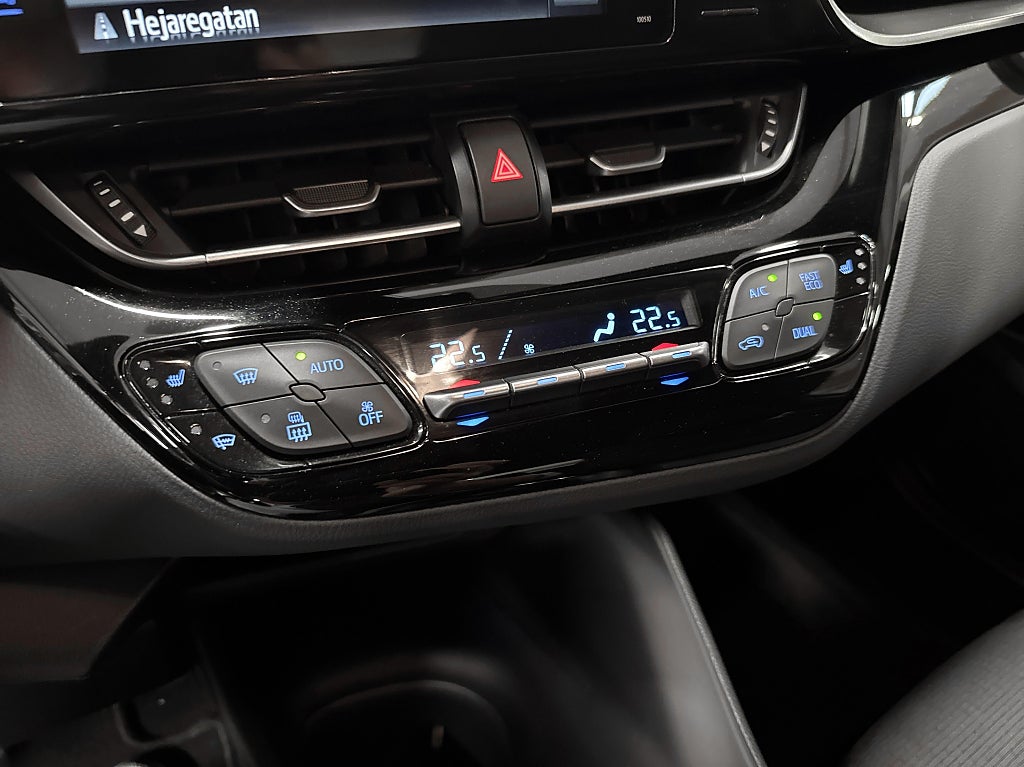 Toyota C-HR 1.2 Turbo Active Manuell  – bild 12