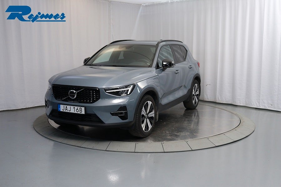 Volvo XC40 Recharge T4 Plus Dark