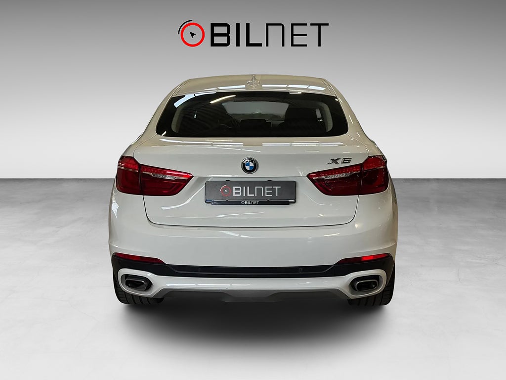 BMW X6 xDrive40d 313hk HUD Värmare Komfortstol 20" Pano Drag