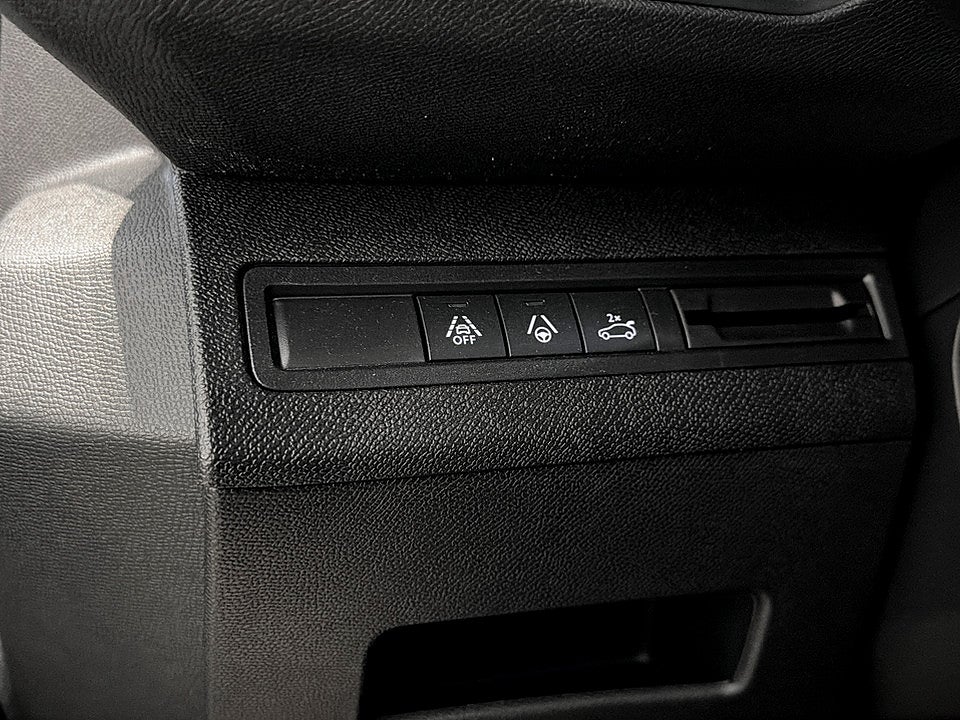 Bild på Peugeot 5008 GT 1.2 PT 130hk Aut 7-SITS B-KAMERA CARPLAY