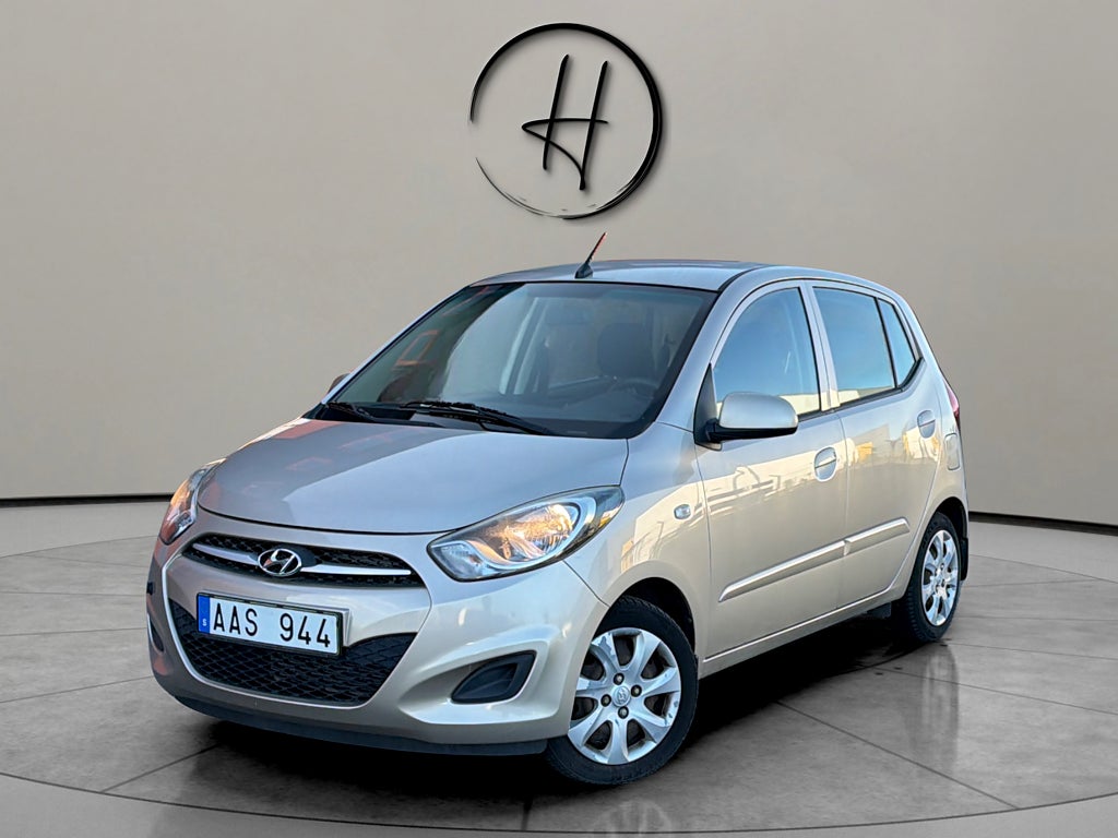 Hyundai i10 1,1 iRDE 69hk Premium * Besiktigad till juli 2027 *