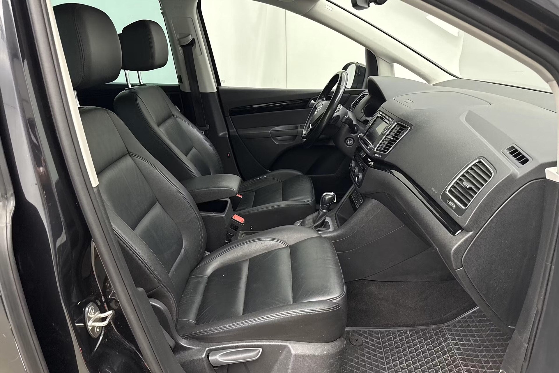 Volkswagen Sharan 2.0 TDI SCR 2017, bild 3/10