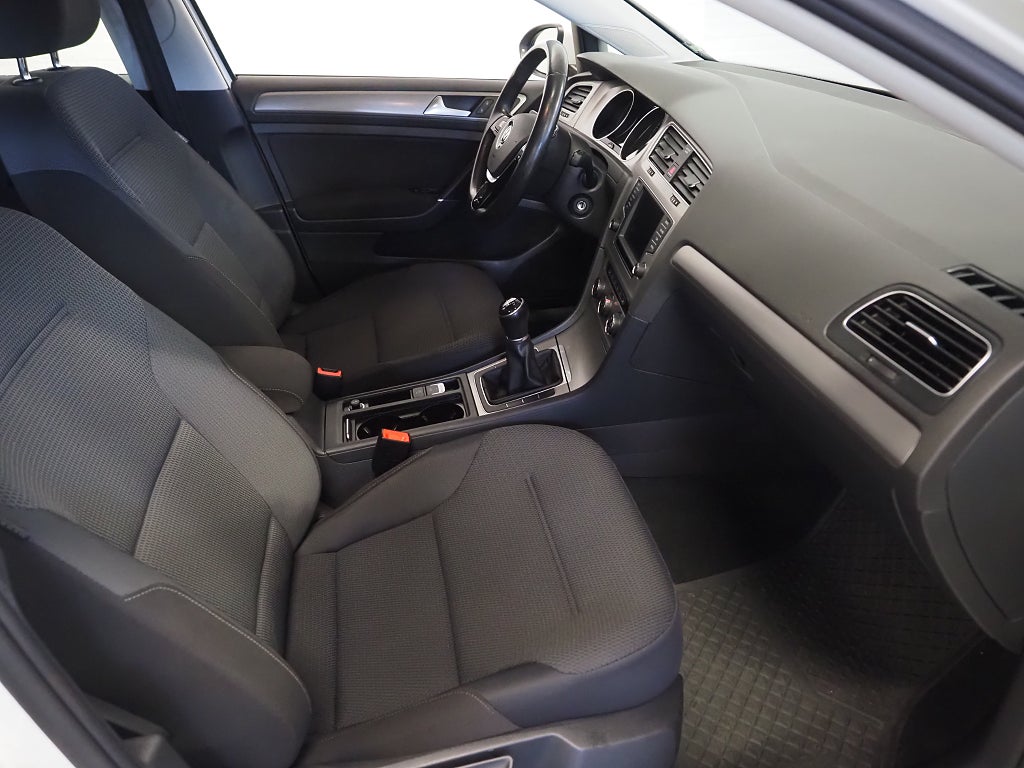 Volkswagen Golf Sportscombi 1.2 TSI 110hk Adaptiv Farthållare