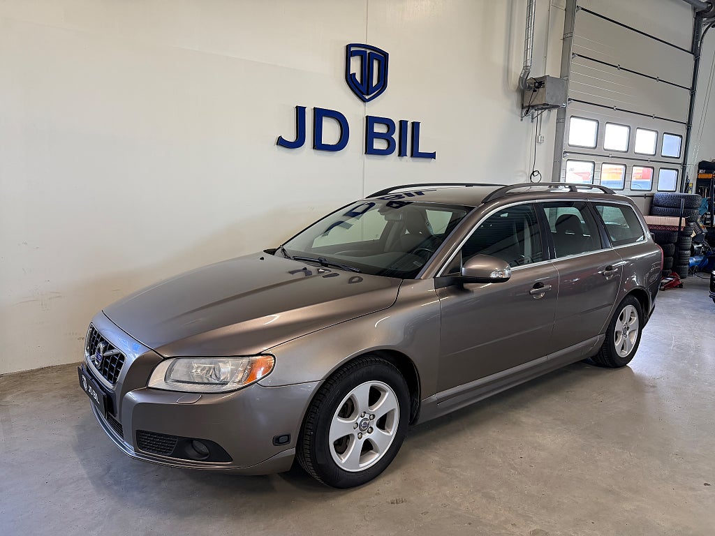 Volvo V70 2.5FT Geartronic Momentum Drag PDC Nyservad 231hk