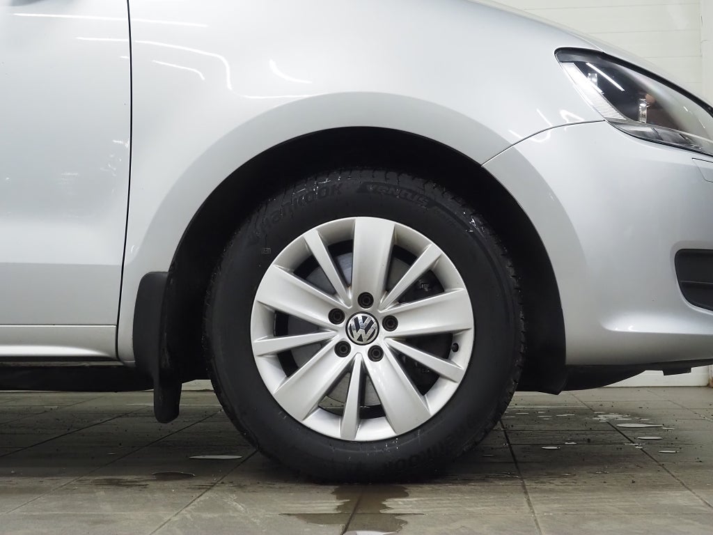 Volkswagen Sharan 7-sits 2.0 TDI 140hk Masters Dragkrok D-Värm Kamera 2015