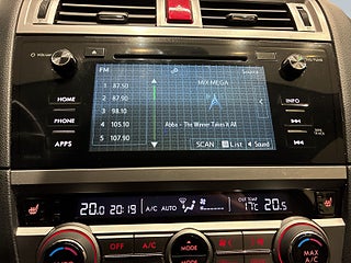 Subaru Outback 2.0 4WD Lineartronic Motorvärmare Farthållare S&V-däck