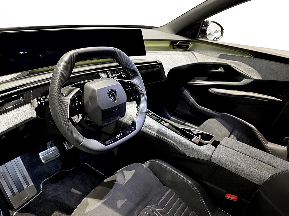 Bild på Peugeot 3008 GT Ultimate Hybrid 145hk Aut - 360,ELSTOL,CARPLAY
