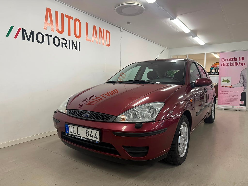 Ford Focus 5-dörrars 1.6 / NY SERVICE / NY BES 