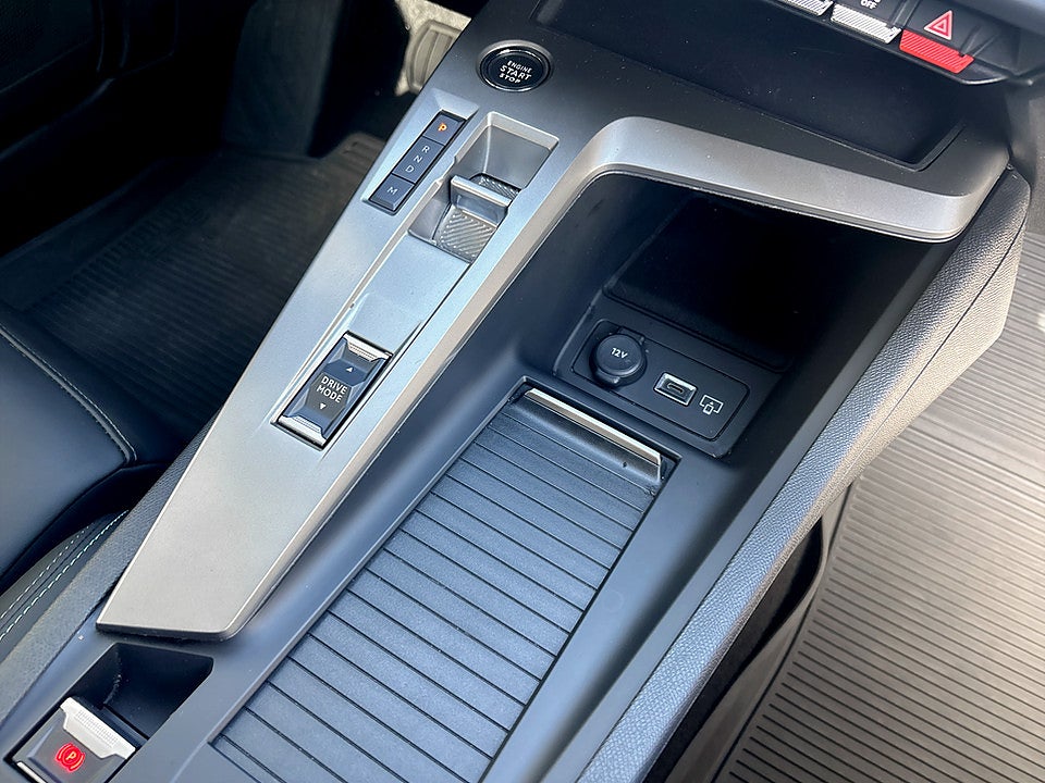 Bild på Peugeot 308 sw Allure Hybrid 145hk Aut B-KAMERA CARPLAY