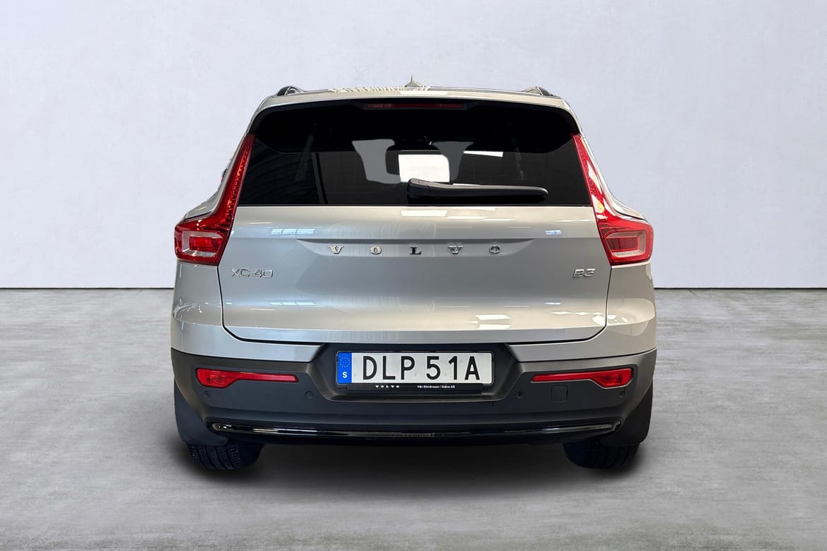Volvo XC40 B3 FWD Bensin Plus Dark 2025, bild 5/10