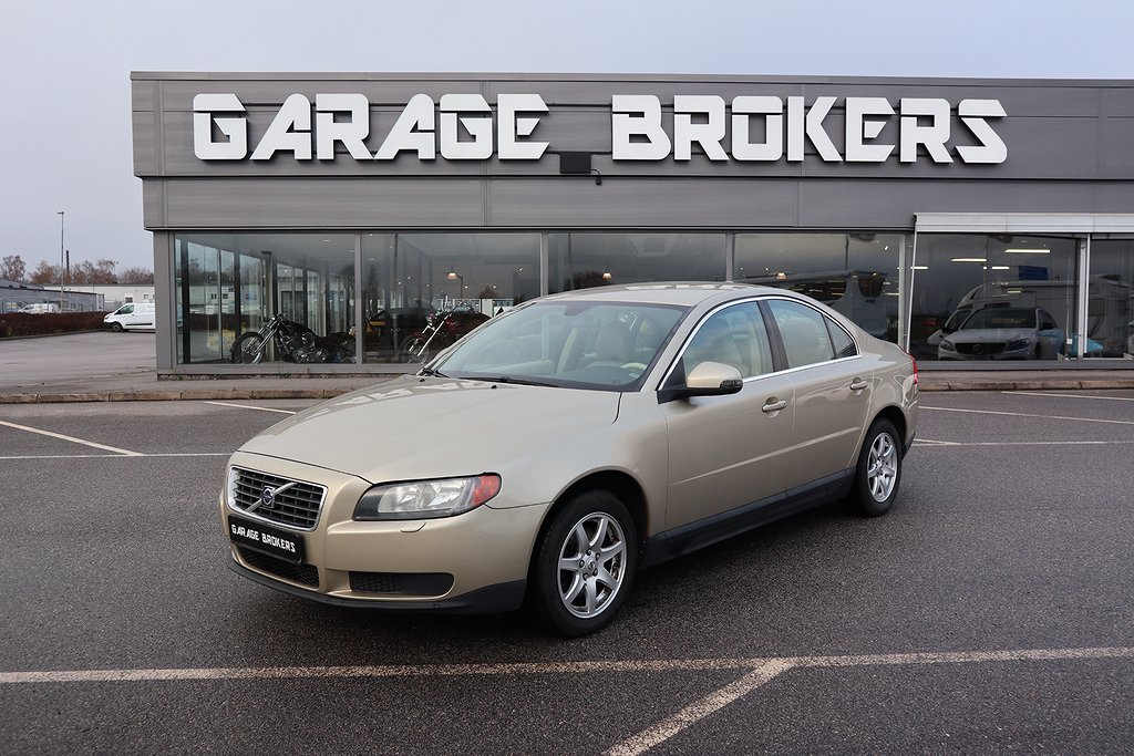 Volvo S80 2.5T Geartronic Kinetic Euro 4 Kamrem bytt 703kr/mån