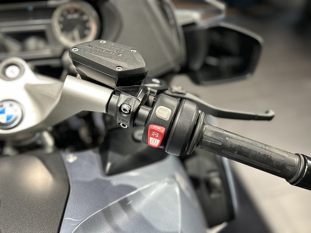 BMW R1200RT / 3st väskor / Högtalare / GPS / Räntefri delbetalning!