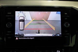 Kombi Volkswagen Passat 21 av 28