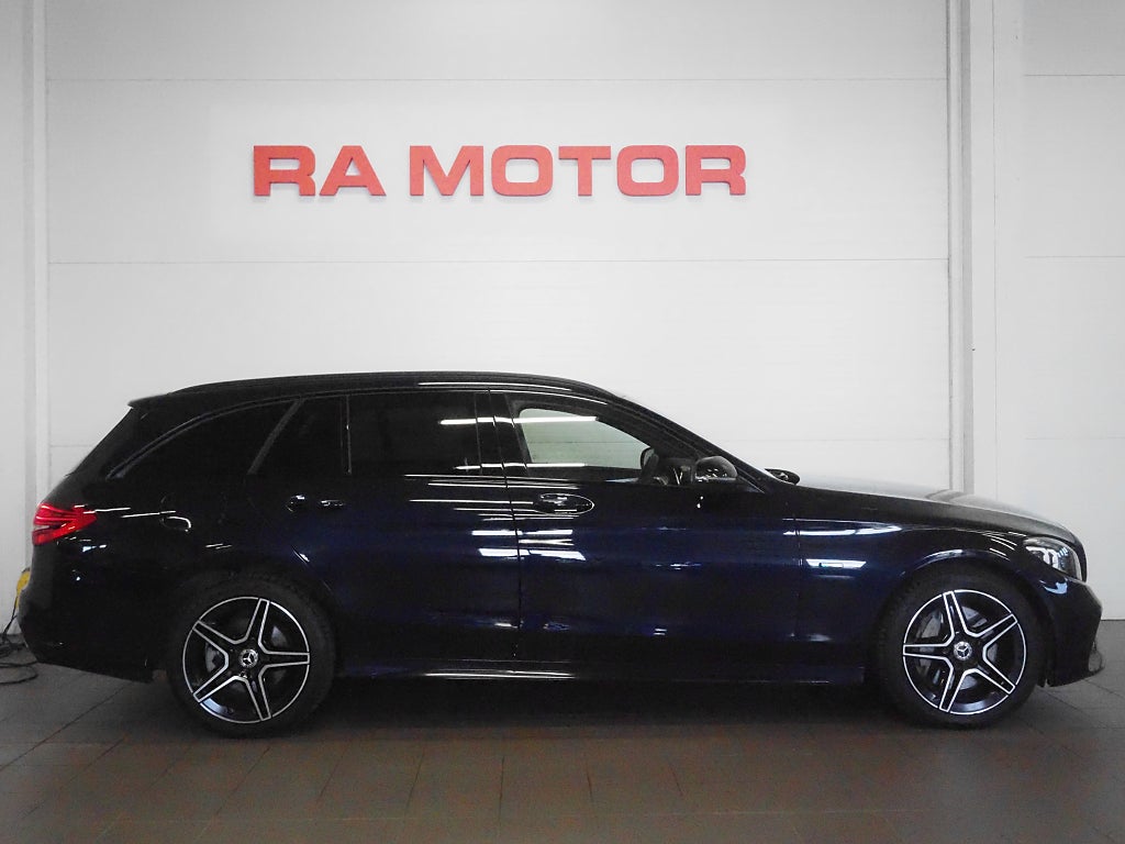 Mercedes-Benz C 300 T de 9G-Tronic AMG Line, Night Edition 306hk | Drag