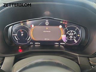 SUV Mazda CX-60 11 av 13