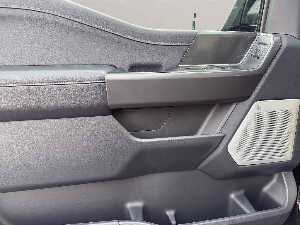 Ford F-150 Bakflip på köpet SuperCrew Lariat BLACK APPERANCE - bild 13