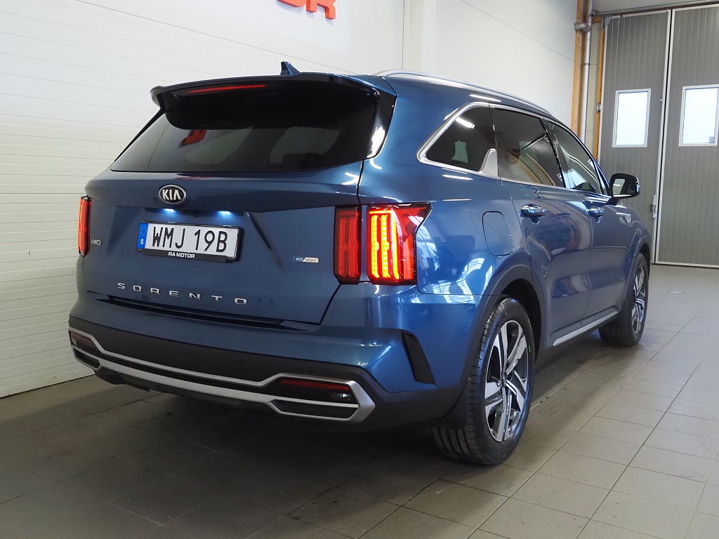 Kia Sorento PHEV 265hk Advance 7-Sits Drag Skinn Navi Kamera Moms