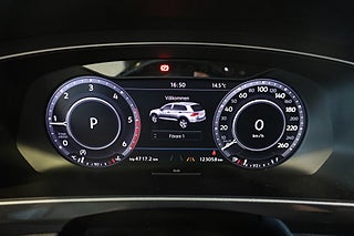 SUV Volkswagen Tiguan 29 av 34