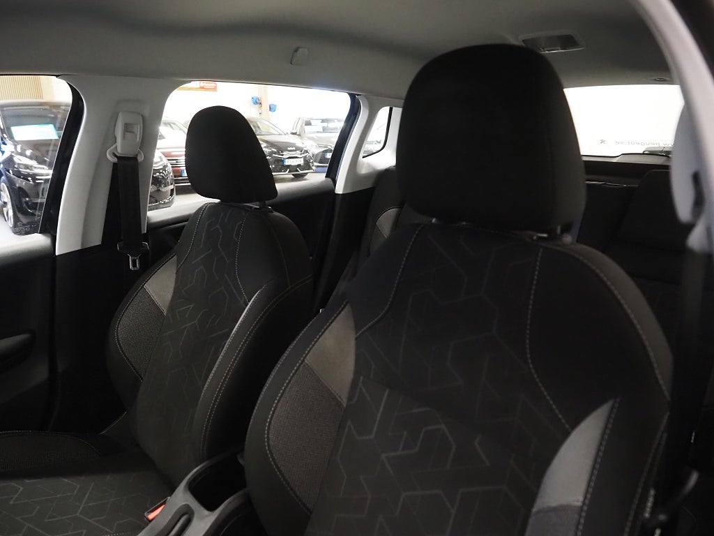 Peugeot 2008 1.2 PureTech 110hk EAT Automat 2016