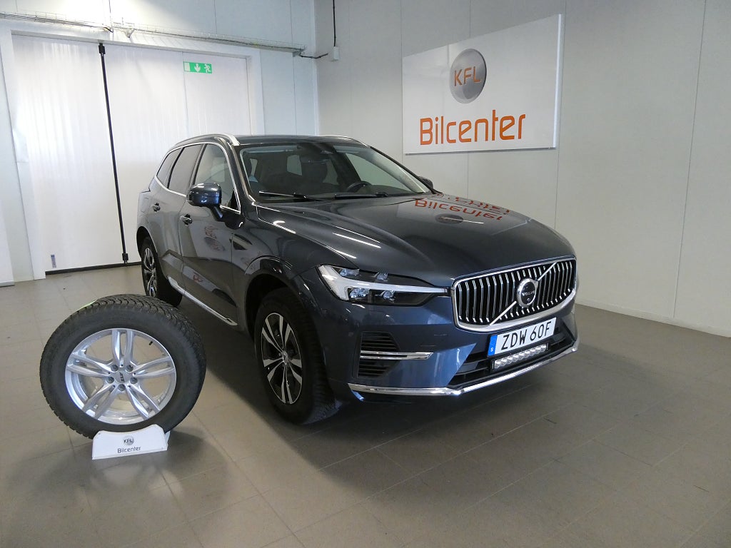 Volvo XC60 Recharge T6 AWD 360°-Pano-Navi-Värmare-Carplay-SoV