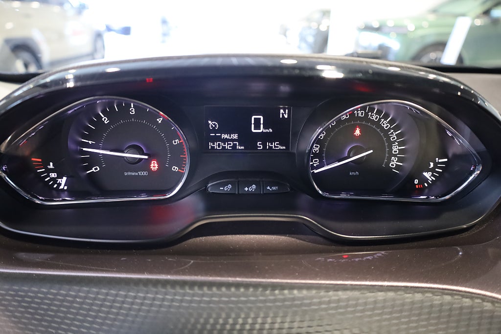 Peugeot 2008 1.6 e-HDi AUT Drag M-Värme Kamera Blåtand 2014