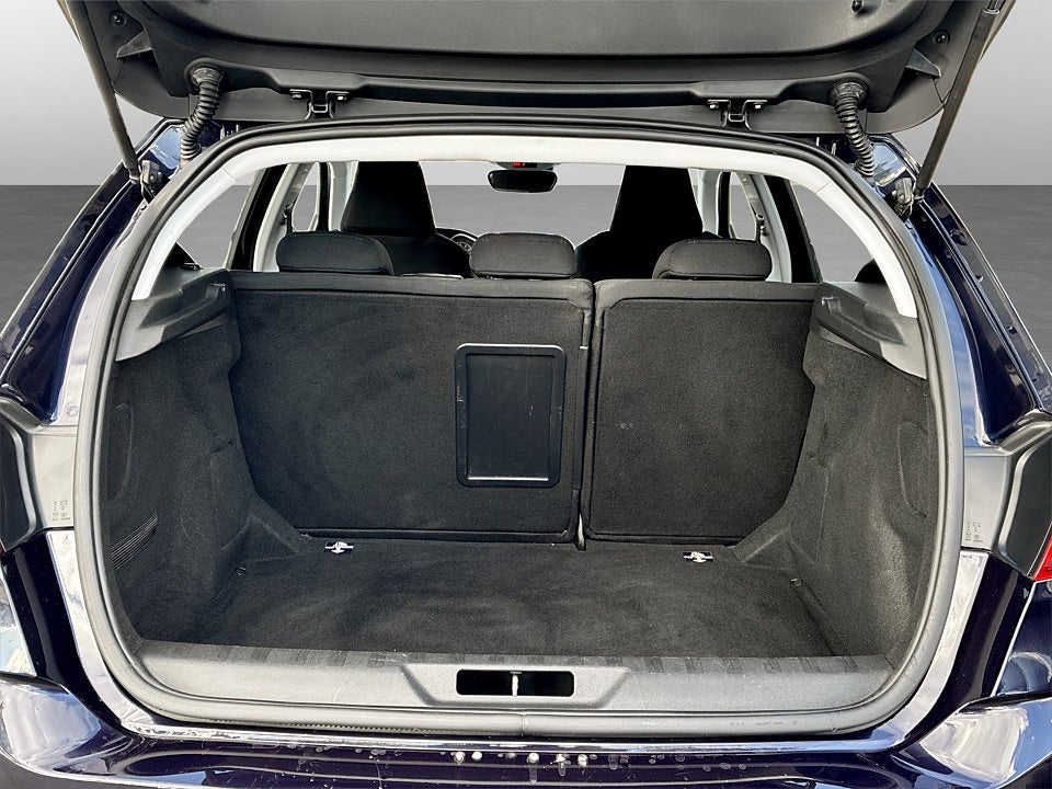 Bild på Peugeot 308 5D Allure 1.2 PT 130hk P-SENSORER DRAG